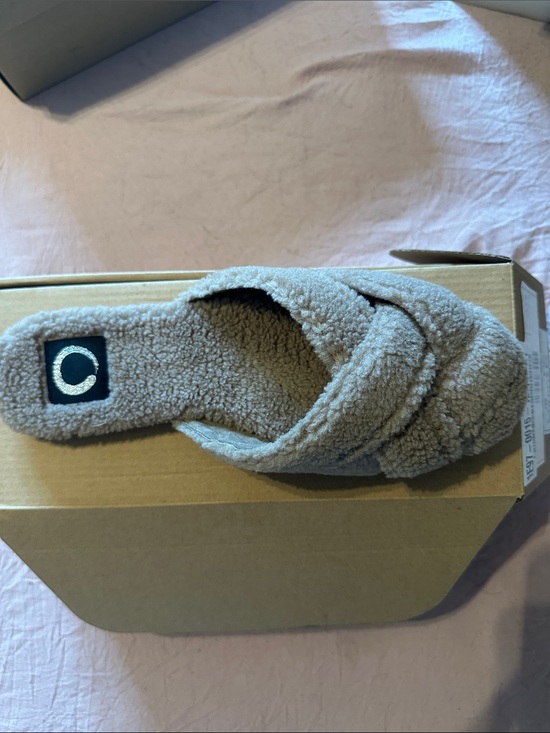 Journey Shoes - Cozy Shearling Open-Toe Slipper Slide — Taupe
